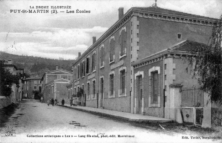 Le groupe scolaire, Grande Rue.