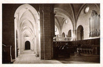 L'intérieur de l'église abbatiale.