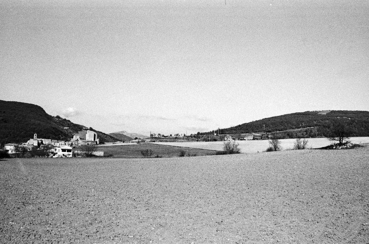 Sainte-Jalle. - Vue panoramique du village.