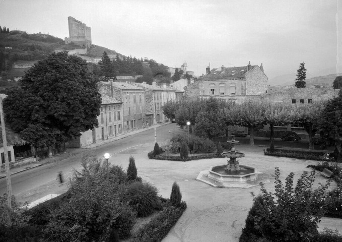 Crest. - Parc du Square.