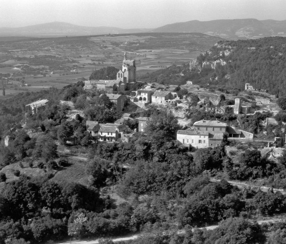 Vue aérienne du village.