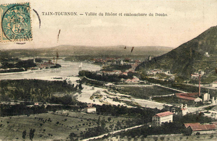 Vue panoramique de la vallée du Rhône.