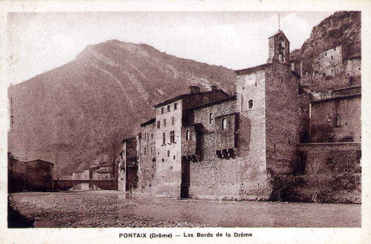 Vue du temple et de la Drôme.