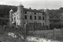 Romans-sur-Isère.- Château quartier des Balmes.