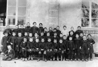 Lamastre (Ardèche).- Élèves de l'école de garçons.