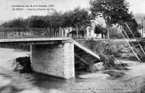 Le pont du chemin de fer détruit par le débordement du Mialan du 8 et 9 octobre 1907.