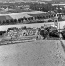 Vue aérienne du cimetière et de l'église Saint-Pierre-aux-liens ou de-Lançon.