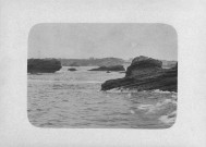 Biarritz (Pyrénées-Atlantiques). - Rochers dans l'océan.