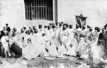 Crest.- La fanfare marocaine "Ouled Ben Daou" lors de la braderie de 1931.