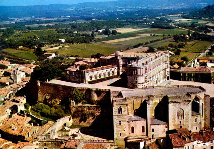 Vue aérienne du village.