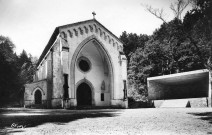 Marsanne.- Le grand sanctuaire de Notre-Dame de Fresneau, lieu de pèlerinage le 8 septembre.