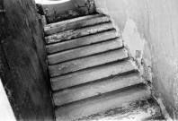 Valence. - Un escalier de la chapelle Notre-Dame de Soyons.