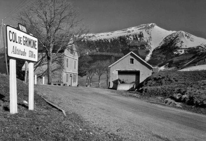 Glandage. - Le col de Grimone.