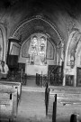 Rochebrune. - La nef et le chœur de l'église Saint-Michel.