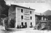 Omblèze. - Le café hôtel Amblard aux gorges d'Omblèze.