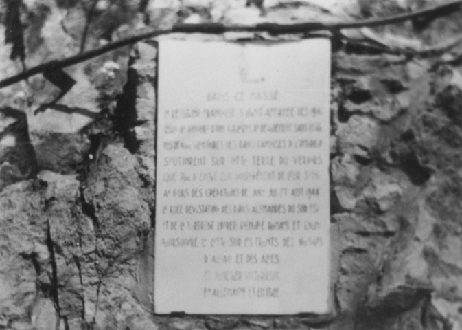 45. Brigade de Die. Nature de la commémoration : stèle. Lieu : Chamaloc, entrée sud, col du Rousset. Nombre de victimes, mortes au combat : 1. Circonstances : stèle érigée à la mémoire des pionniers du Vercors.