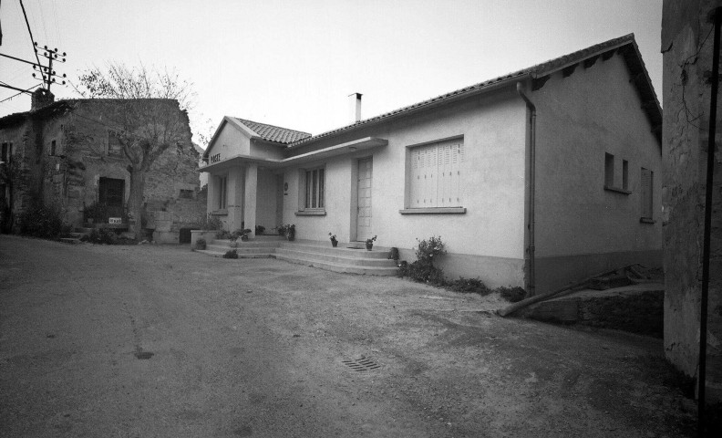 La Baume-de-Transit. - La poste.