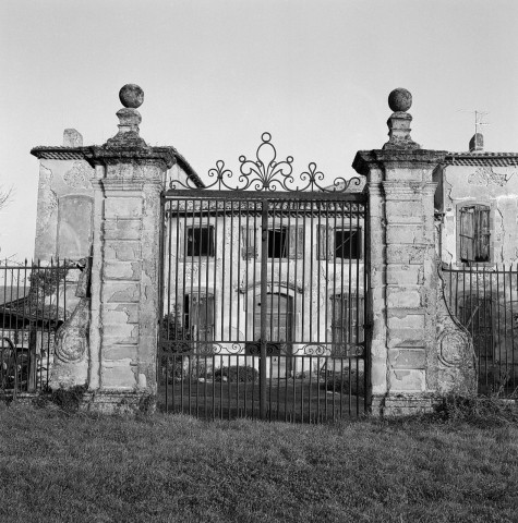 Étoile-sur-Rhône.- Maison Laurencin quartier Champfort.