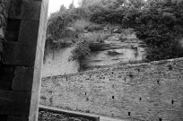 Charmes-sur-l'Herbasse.- Mur de soutainement de la maison Proclamy du XVe siècle.