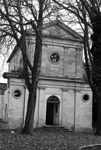 Romans-sur-Isère. - La chapelle dans le parc du musée de la Chaussure de la Chaussure, l'ancien couvent des Ursulines.