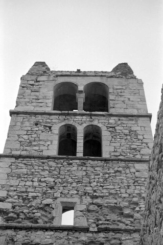 Marsanne. - Le côté ouest clocher de l'ancienne église Saint-Félix.