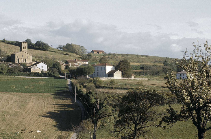 Arthemonay.- L'école du hameau les Reculais.