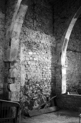 Dieulefit.- Le mur sud nef de la chapelle Saint-Pierre.