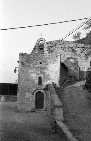 Chantemerle-lès-Grignan. - Chapelle castral du XIIe siècle.