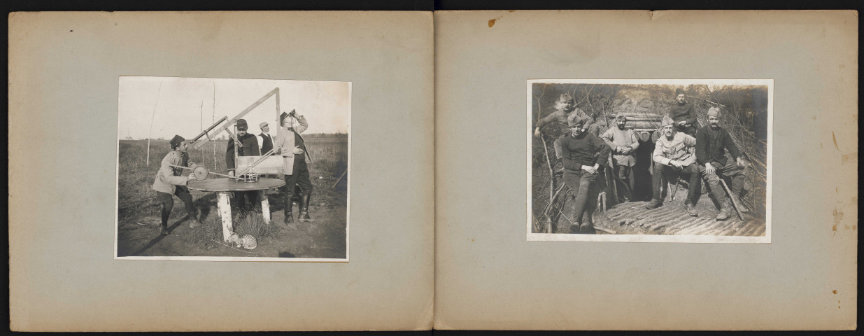 Poste de visée. Soldats devant un abri.