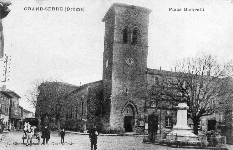 L'église Saint-Mamert, place de la mairie.