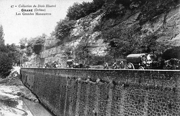 Grâne.- Convoi militaire des Grandes Manoeuvres.