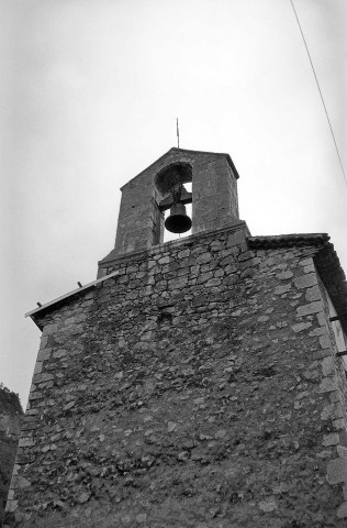 Pontaix. - La façade est du temple.