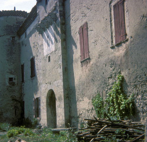 Saoû.- Le château d'Eurre.