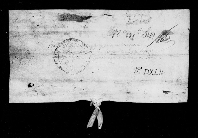 Donation par Guillaume d'Eygluy.