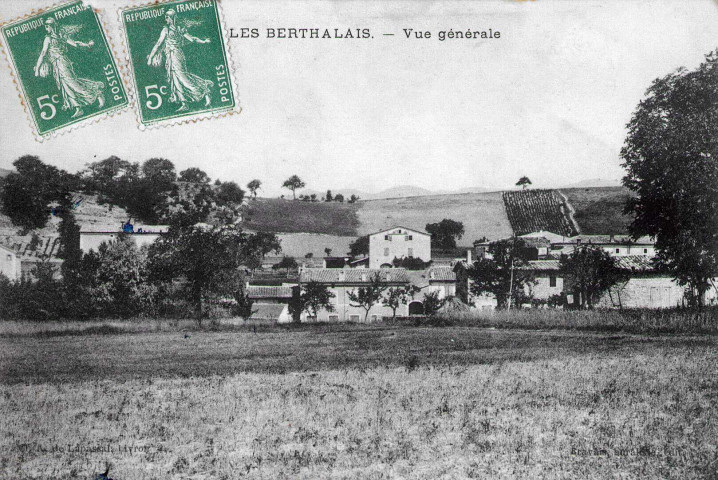 Vue générale du hameau des Berthalais.