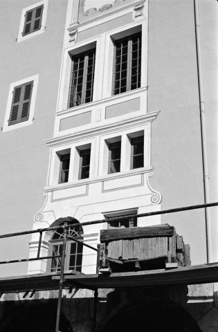 Romans-sur-Isère.- La face sud du bâtiment nord du musée de la Chaussure, l'ancien couvent des Ursulines, après restauration.