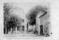 Étoile-sur-Rhône. - Grande Rue vue de la place de la République.