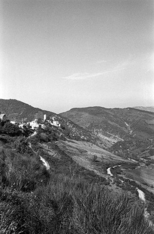 3/Rochebrune. - Vue générale du village.