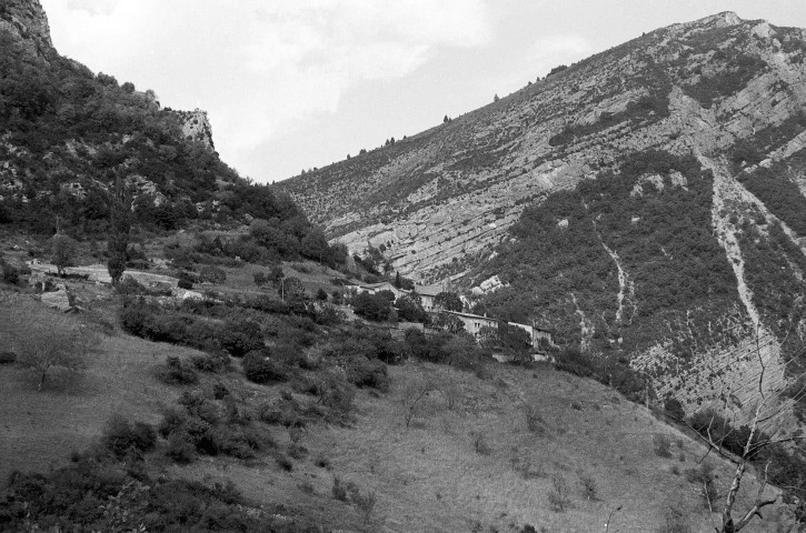 Chalancon.- Vue générale du village.