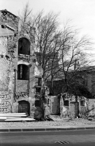 Valence.- Les abords ouest de la chapelle Notre-Dame de Soyons.