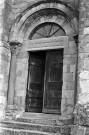 Chantemerle-lès-Blés.- Le porche de l'église Notre-Dame.