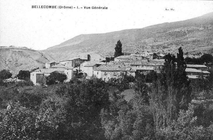 Vue générale du village de Bellecombe.