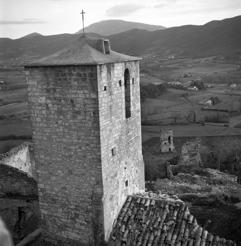 Le Poët-Laval.- Le clocher de la chapelle Saint-Jean des Commandeurs.
