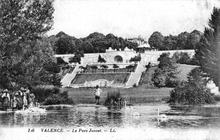 Le parc Jouvet.